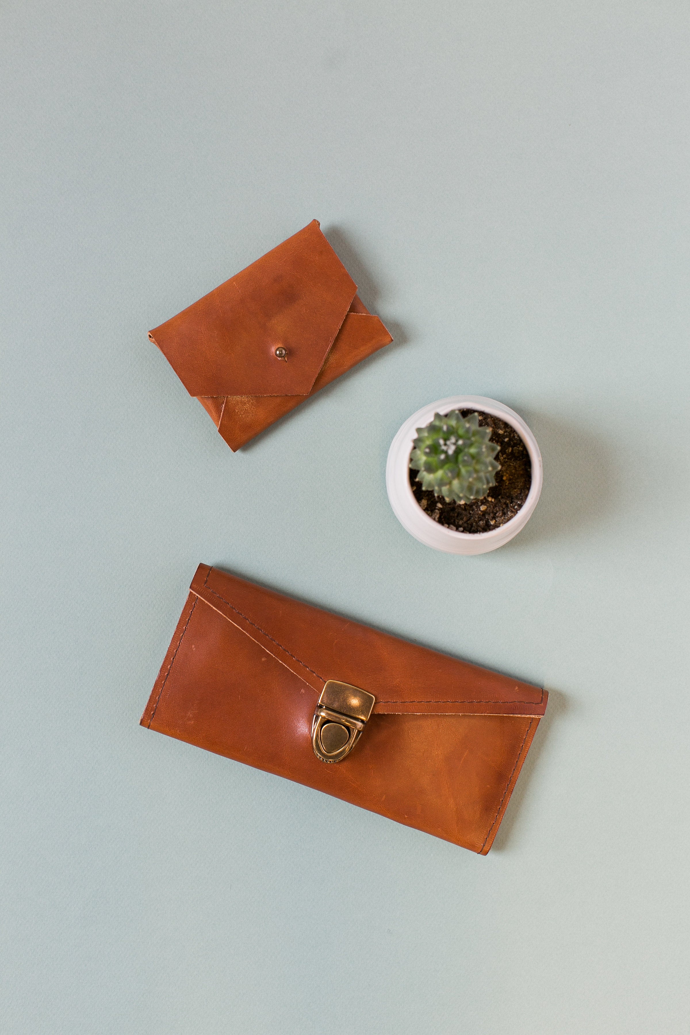 Leather envelope clutch bag