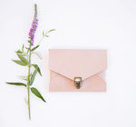 The Buckle Envelope